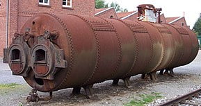 290px-Dampfkessel_f%C3%BCr_eine_Station%C3%A4rdampfmaschine_im_Textilmuseum_Bocholt.jpg